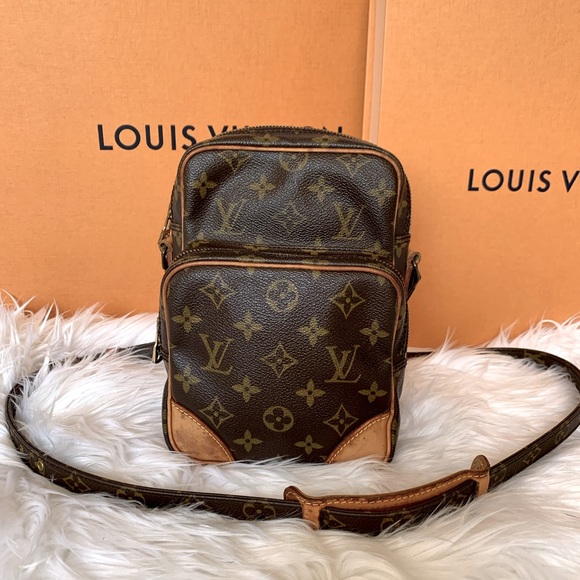 Louis Vuitton Handbags - ❤️❤️SOLD❤️❤️Louis Vuitton mono amazon crossbody bag